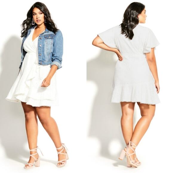 New City Chic Plus Size Ivory Sweet Love Lace Dress - Picture 1 of 10